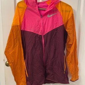 Light nike jacket